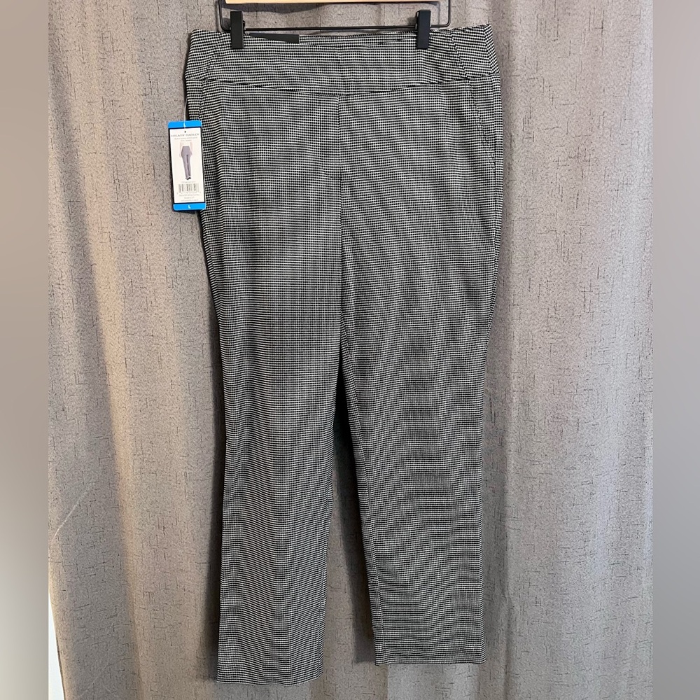 Hilary Radley Women’s Size Large NWT Black and White Checkered Pants